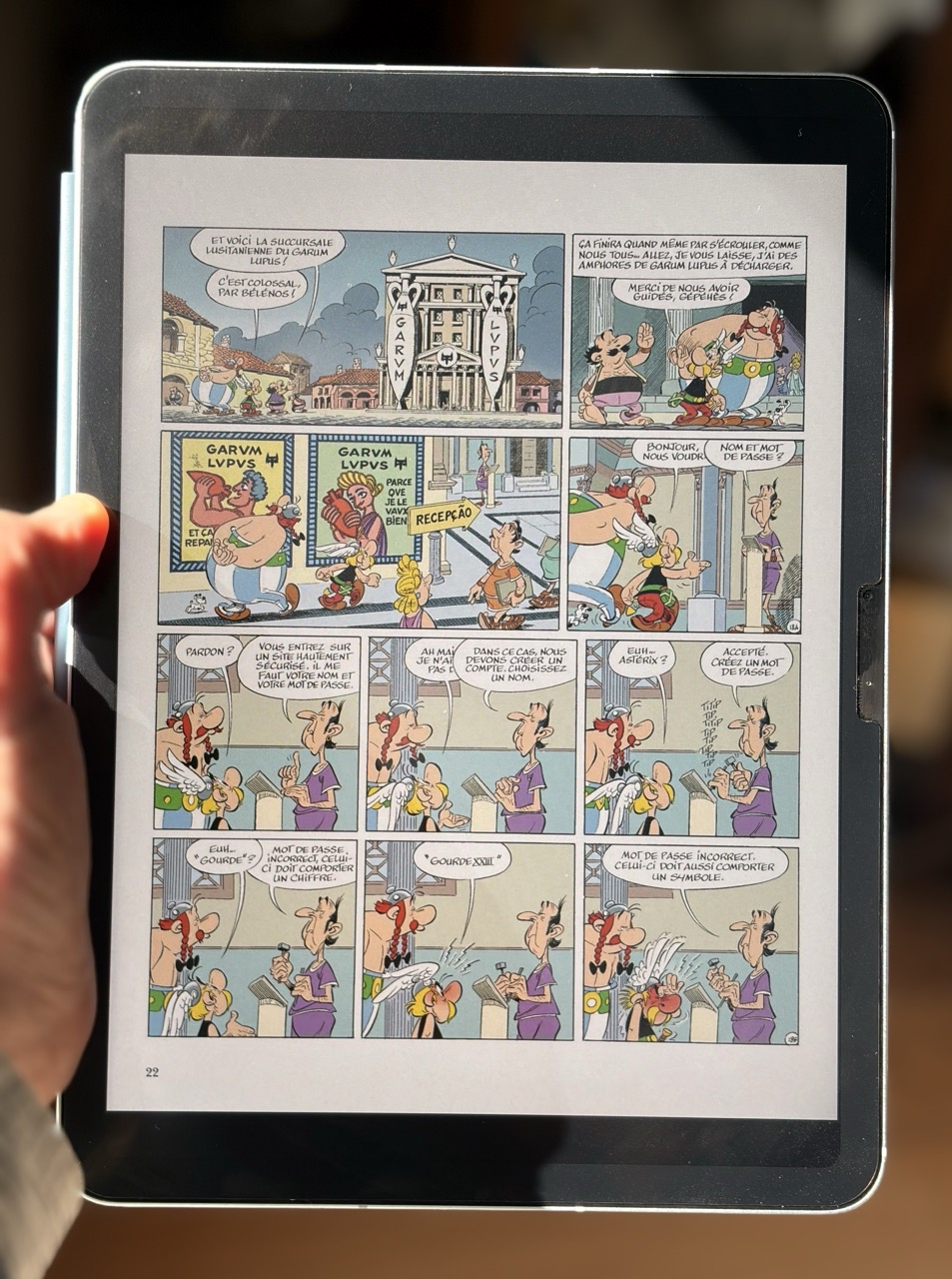 Extrait d'Astérix el Lusitanie sur un iPad en mode Portrait